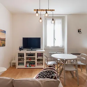  Appartamento Cosy 1-bed Near Centrale